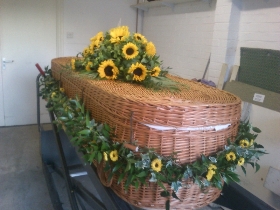 casket garland